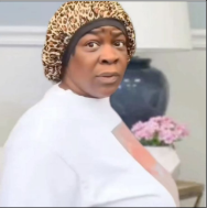 Leopard bonnet stare magnet