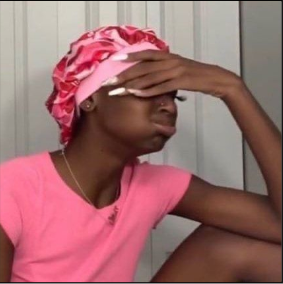 Pink bonnet forehead magnet