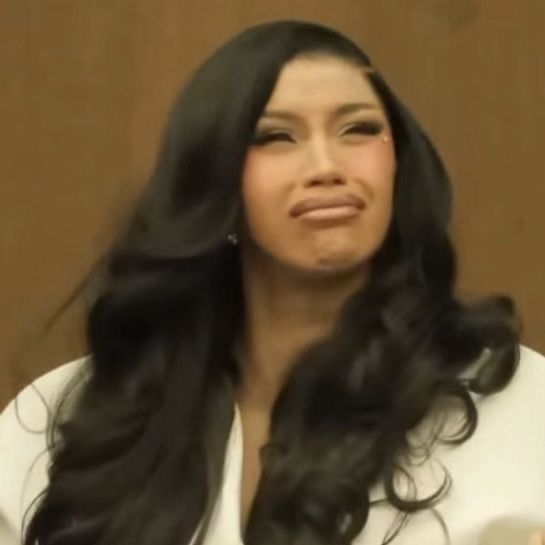 Nicki Minaj courtroom smirk magnet